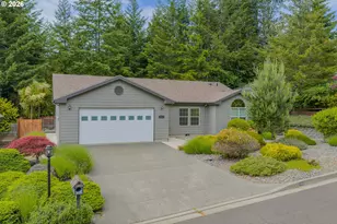 2142 Lynne Dr, North Bend, OR 97459 - Photo 1