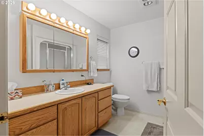 2142 Lynne Dr, North Bend, OR 97459 - Photo 29