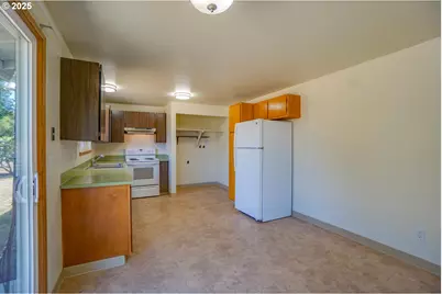 8621 NW 15th Ave, Vancouver, WA 98665 - Photo 19