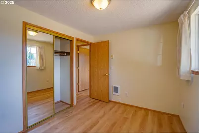 8621 NW 15th Ave, Vancouver, WA 98665 - Photo 33