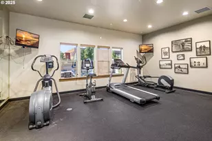 14090 SW Burlwood Ln, Beaverton, OR 97005 - Photo 33