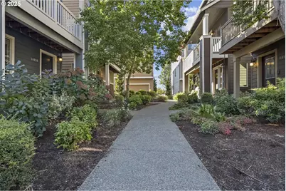 14090 SW Burlwood Ln, Beaverton, OR 97005 - Photo 3