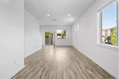 14090 SW Burlwood Ln, Beaverton, OR 97005 - Photo 13