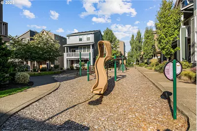 14090 SW Burlwood Ln, Beaverton, OR 97005 - Photo 31
