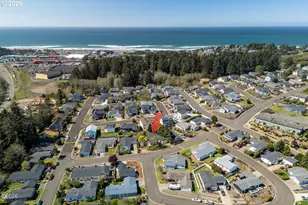 4625 NE Voyage Ave, Lincoln City, OR 97367 - Photo 33