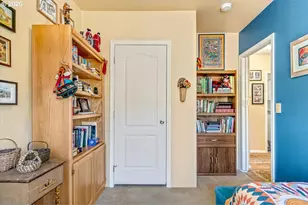 1307 S Water St, Silverton, OR 97381 - Photo 17