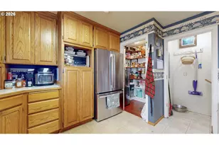 314 Normal St, Weston, OR 97886 - Photo 9