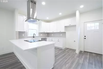 6539 SE Woodstock Blvd, Portland, OR 97206 - Photo 7