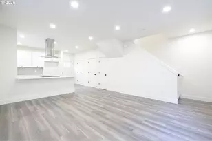 6539 SE Woodstock Blvd, Portland, OR 97206 - Photo 5