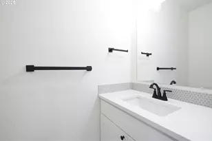 6539 SE Woodstock Blvd, Portland, OR 97206 - Photo 11