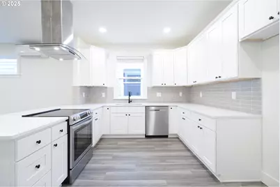 6539 SE Woodstock Blvd, Portland, OR 97206 - Photo 9