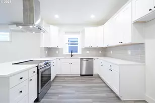 6539 SE Woodstock Blvd, Portland, OR 97206 - Photo 9