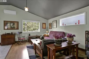 32 Easy St, Florence, OR 97439 - Photo 7