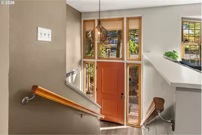 105 W 35th Pl, Eugene, OR 97405 - Photo 5