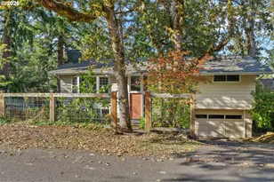 105 W 35th Pl, Eugene, OR 97405 - Photo 3