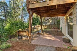 105 W 35th Pl, Eugene, OR 97405 - Photo 39
