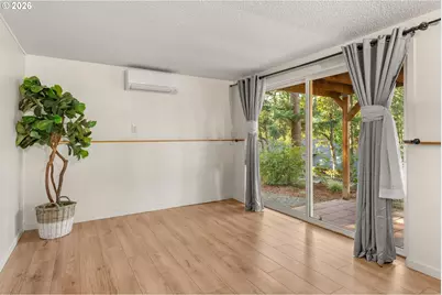 105 W 35th Pl, Eugene, OR 97405 - Photo 29