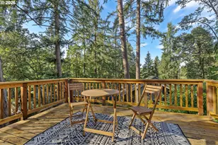 105 W 35th Pl, Eugene, OR 97405 - Photo 13