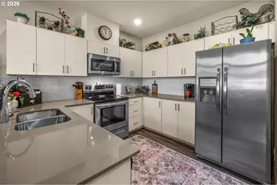 17181 SW Snowdale St #306, Beaverton, OR 97007 - Photo 15