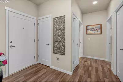 17181 SW Snowdale St #306, Beaverton, OR 97007 - Photo 5