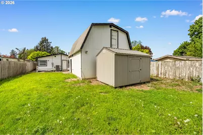 1036 Alder Ln, Woodburn, OR 97071 - Photo 17