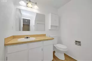 1511 Fetters Loop, Eugene, OR 97402 - Photo 29