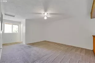 1511 Fetters Loop, Eugene, OR 97402 - Photo 15