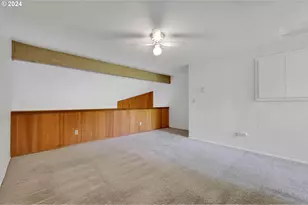 1511 Fetters Loop, Eugene, OR 97402 - Photo 17