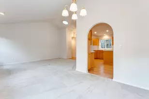 518 NW Willamette Ct, McMinnville, OR 97128 - Photo 11