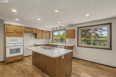5077 SW 158th Ave, Beaverton, OR 97007 - Photo 3