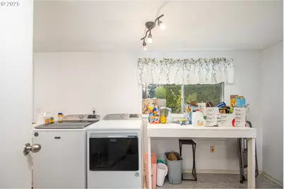 90948 Sunderman Rd, Springfield, OR 97478 - Photo 13