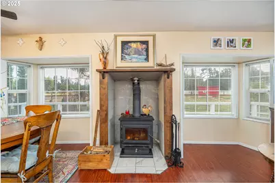 90948 Sunderman Rd, Springfield, OR 97478 - Photo 7