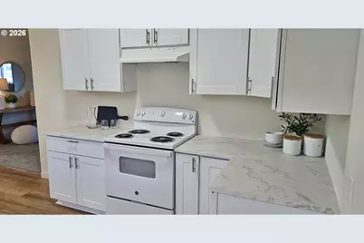 451 Lochaven Ave, Springfield, OR 97477 - Photo 7