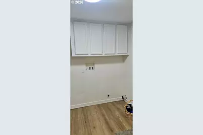 451 Lochaven Ave, Springfield, OR 97477 - Photo 13