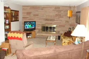 2303 SW Ladow Ave, Pendleton, OR 97801 - Photo 9
