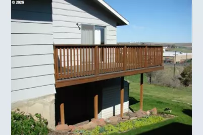 2303 SW Ladow Ave, Pendleton, OR 97801 - Photo 7