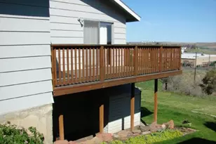 2303 SW Ladow Ave, Pendleton, OR 97801 - Photo 7