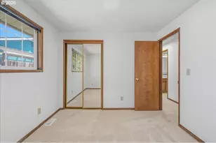 58 Sunset Pl, Saint Helens, OR 97051 - Photo 17