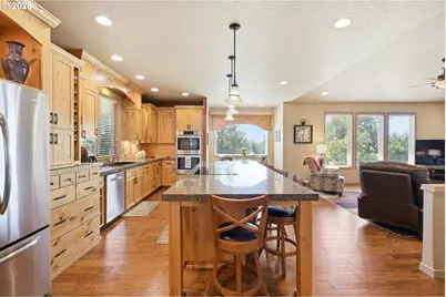 147 Kalina Ct, Kalama, WA 98625 - Photo 13