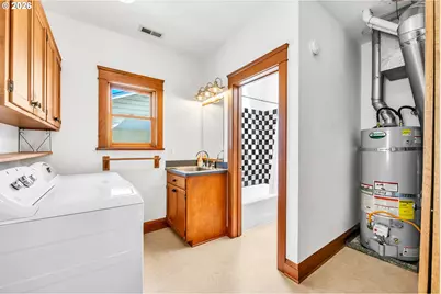 34671 Matthews Rd, Eugene, OR 97405 - Photo 27