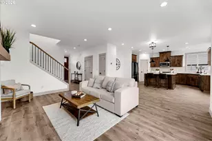 818 SE 35th St, Battle Ground, WA 98604 - Photo 13