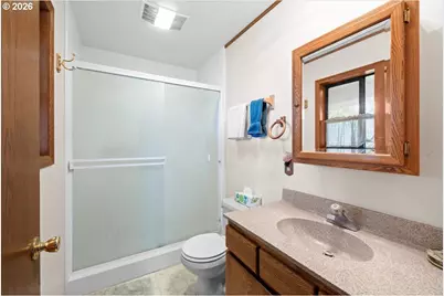 924 Lou Gray Dr, Myrtle Creek, OR 97457 - Photo 27