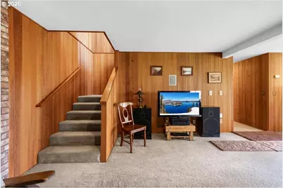 924 Lou Gray Dr, Myrtle Creek, OR 97457 - Photo 15