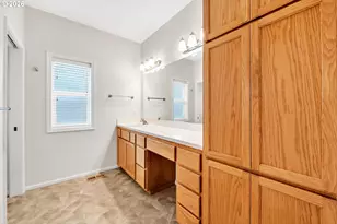 2545 Walnut Ridge Dr, Springfield, OR 97477 - Photo 31