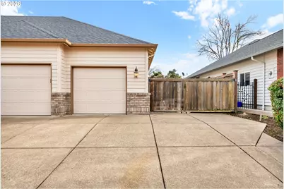 2545 Walnut Ridge Dr, Springfield, OR 97477 - Photo 3