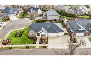 2545 Walnut Ridge Dr, Springfield, OR 97477 - Photo 41