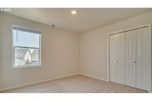 364 Greencrest St NE, Salem, OR 97301 - Photo 13