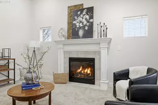 6090 Latour Ln, Eugene, OR 97402 - Photo 7