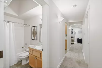 6090 Latour Ln, Eugene, OR 97402 - Photo 25