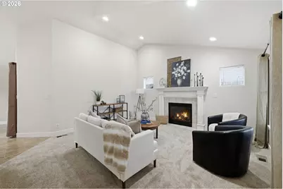 6090 Latour Ln, Eugene, OR 97402 - Photo 9